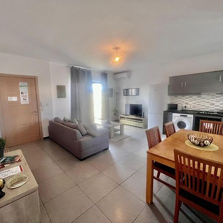83/3-Lovely 1 Bedroom Penthouse 비르키르카라 외부 사진